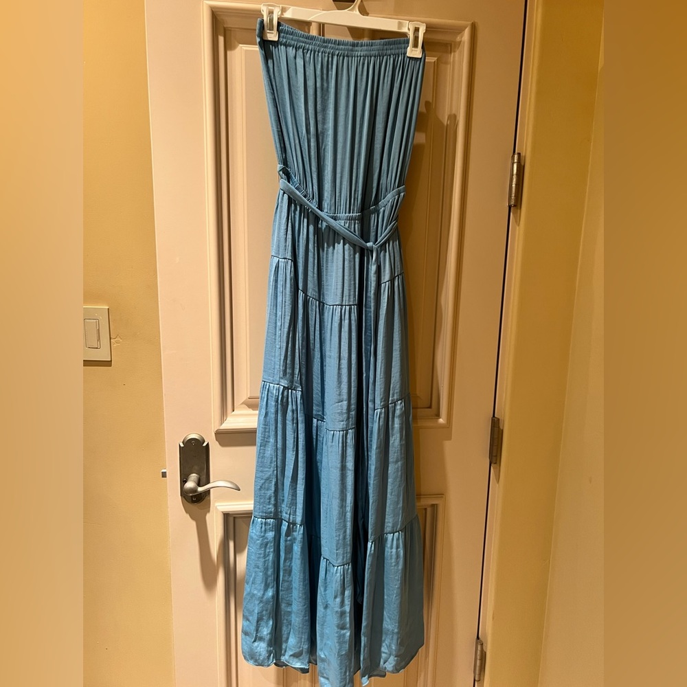 Gorgeous maxi dress
